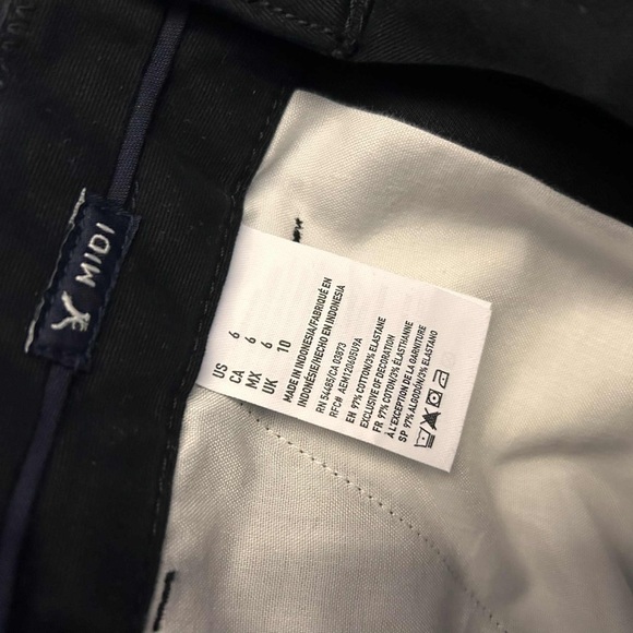 American Eagle Outfitters Black Bermuda Shorts Size 6 Women Midi - Picture 6 of 8